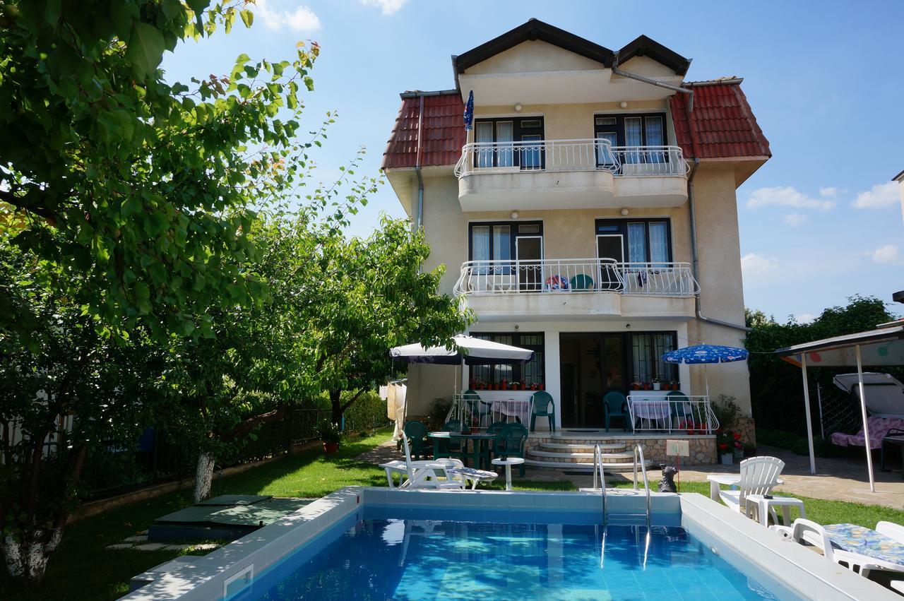 سينتس قسطنطين وهيلينا Villa Kosara المظهر الخارجي الصورة